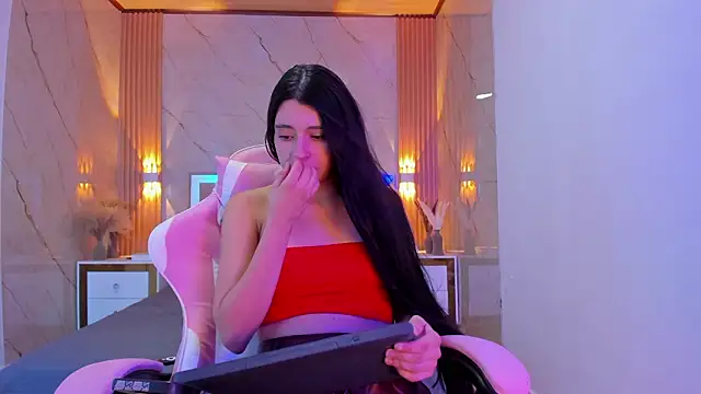 Snapshot of avigail_xo chatting on February 7, 2026, 12:42 pm avigail xo online show from February 7, 2026, 12:42 pm