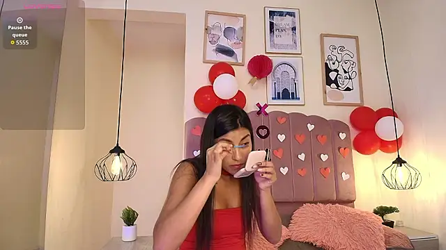 Snapshot of Ateneaaa_ chatting on February 14, 2026, 7:32 pm Ateneaaa online show from February 14, 2026, 7:32 pm