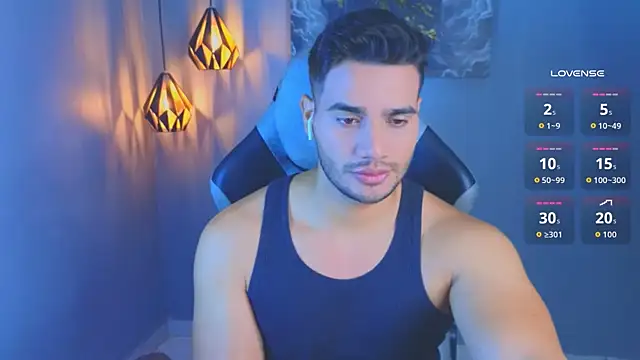 Snapshot of AndresRodriguez1 chatting on April 15, 2026, 10:55 am AndresRodriguez1 online show from April 15, 2026, 10:55 am