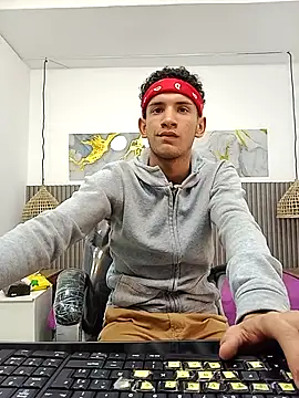 JDWhite18 online show from February 15, 2026, 4:31 am