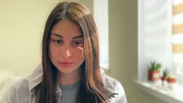 LiluMartiznir online show from March 16, 2026, 12:20 pm