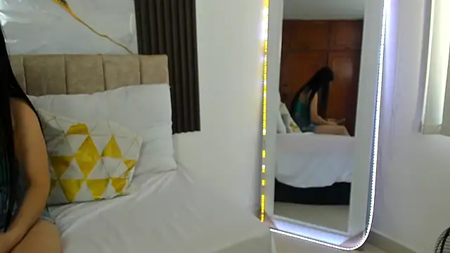 Atenis thompson online show from March 19, 2026, 5:39 pm