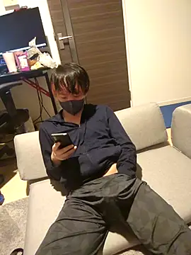 nagi000 go online show from February 23, 2026, 10:12 am