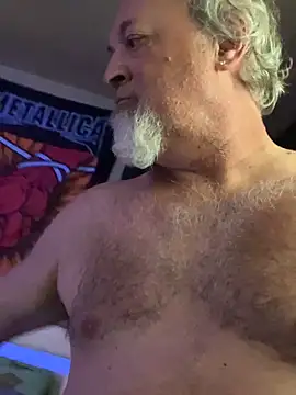 Skippy2420 online show from February 1, 2026, 9:13 pm