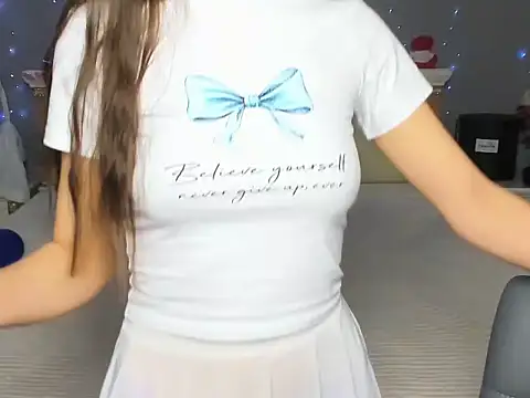 Snapshot of Euphoria-a chatting on May 21, 2026, 1:56 am Euphoria-a online show from May 21, 2026, 1:56 am
