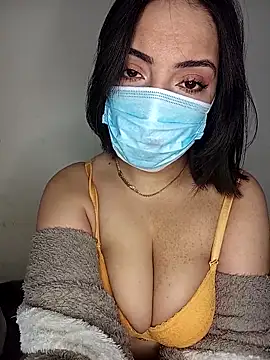 Snapshot of kamilia_sexyy chatting on March 8, 2026, 7:39 pm kamilia sexyy online show from March 8, 2026, 7:39 pm