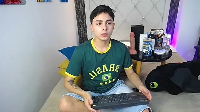 Samu Hott online show from March 24, 2026, 8:25 pm