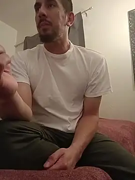 Datjcjcguy online show from April 23, 2026, 4:14 am