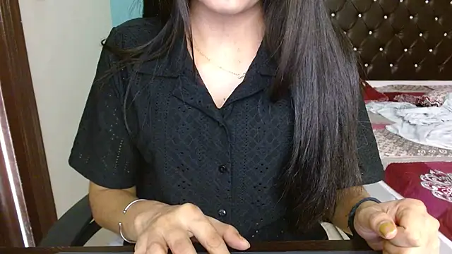 Snapshot of Your_lust143 chatting on June 17, 2026, 2:36 am Your lust143 online show from June 17, 2026, 2:36 am