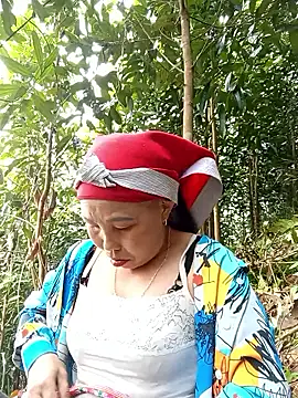 lena-cute online show from February 3, 2026, 8:08 am