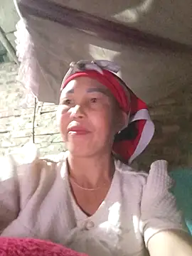 lena-cute online show from February 17, 2026, 11:33 pm