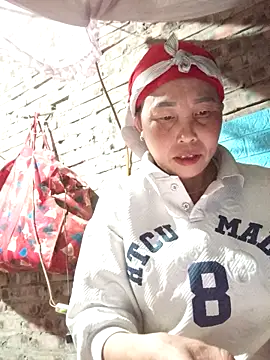 lena-cute online show from March 7, 2026, 6:49 pm