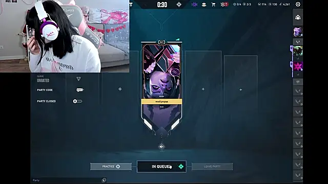 Snapshot of MollysLand chatting on March 6, 2026, 7:27 am MollysLand online show from March 6, 2026, 7:27 am