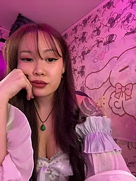 YukiiTYAN online show from August 6, 2026, 5:48 pm