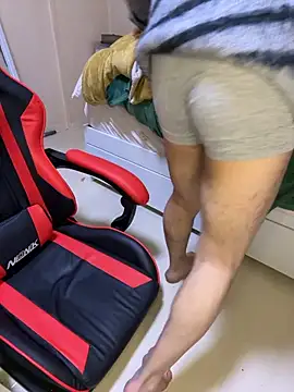 Mura109905 online show from February 18, 2026, 1:40 pm