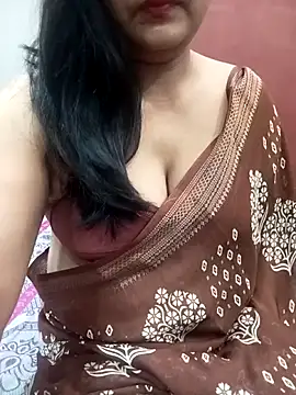 Miss-Prity online show from April 14, 2026, 5:41 pm