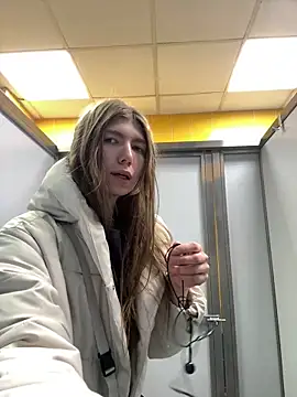 Snapshot of Bubble_Chloe chatting on February 15, 2026, 3:20 pm Bubble Chloe online show from February 15, 2026, 3:20 pm