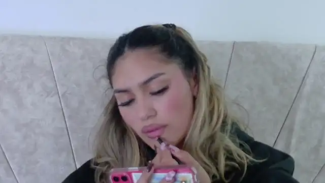 Maddy Beluci online show from June 1, 2026, 10:33 pm