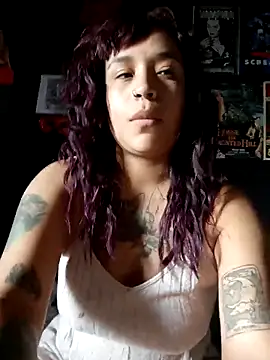 GingerLara online show from February 9, 2026, 9:52 pm