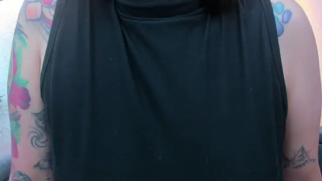 violet scott  online show from February 10, 2026, 1:04 pm