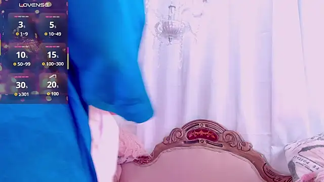 Snapshot of MariyaNovakie chatting on February 12, 2026, 12:11 pm MariyaNovakie online show from February 12, 2026, 12:11 pm