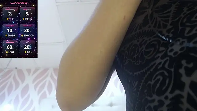 MariyaNovakie online show from March 27, 2026, 11:43 am