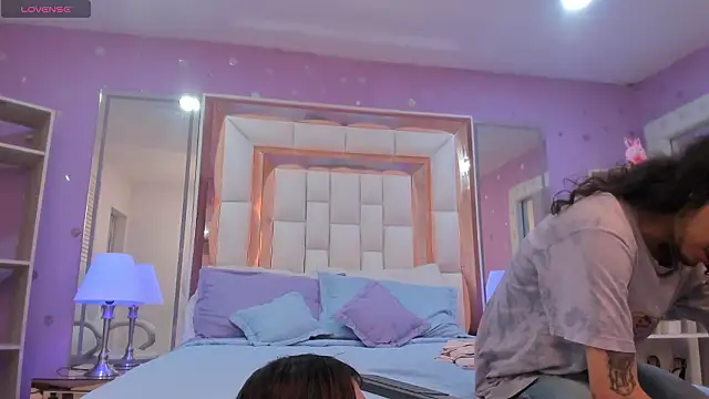 Snapshot of Goldentemptation_ chatting on March 26, 2026, 7:52 pm Goldentemptation online show from March 26, 2026, 7:52 pm