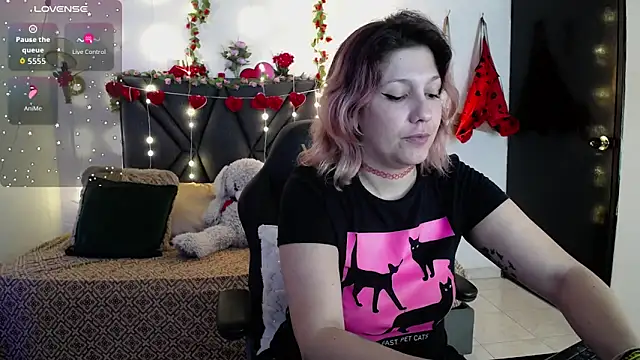 Sharma Amayra online show from March 18, 2026, 8:23 pm