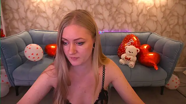 Snapshot of DramaQuenns chatting on February 15, 2026, 6:54 am DramaQuenns online show from February 15, 2026, 6:54 am