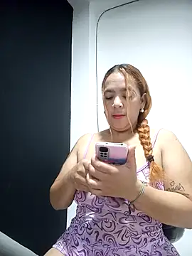 Snapshot of -Serena_ chatting on February 28, 2026, 1:45 pm -Serena online show from February 28, 2026, 1:45 pm