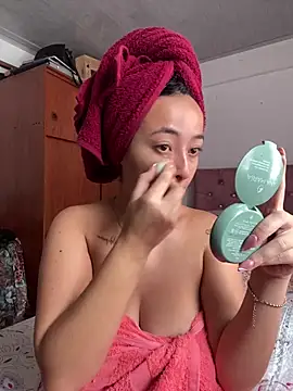 JulietaRiios online show from March 31, 2026, 5:13 pm