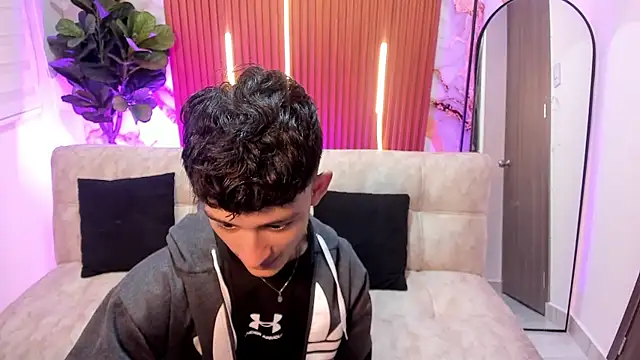 Snapshot of Patrick_Howland_ chatting on February 7, 2026, 3:21 am Patrick Howland online show from February 7, 2026, 3:21 am