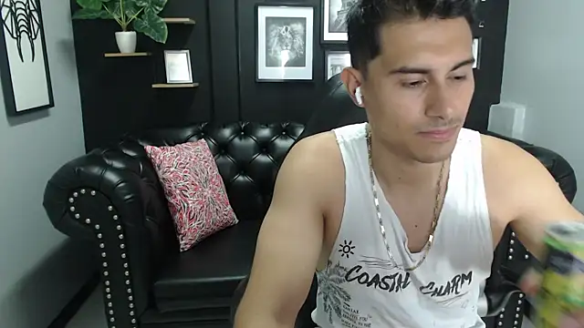 Mike Conors online show from April 8, 2026, 3:06 am