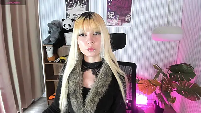 Laukyubey1 online show from March 14, 2026, 7:52 pm