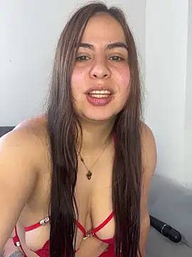 Alylatina online show from May 10, 2026, 4:01 pm