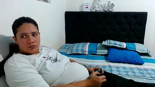 suzy paz online show from March 28, 2026, 9:58 pm