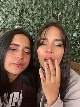 Annie Alicee online show from March 28, 2026, 3:06 am