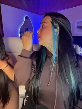 Annie Alicee online show from April 7, 2026, 3:12 pm