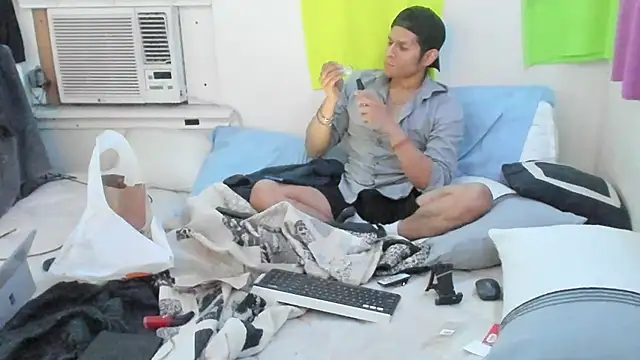 JokerAndyKenwood online show from March 1, 2026, 1:18 am