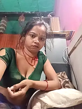 Snapshot of Cut_ikina chatting on June 12, 2026, 10:19 pm Cut ikina online show from June 12, 2026, 10:19 pm
