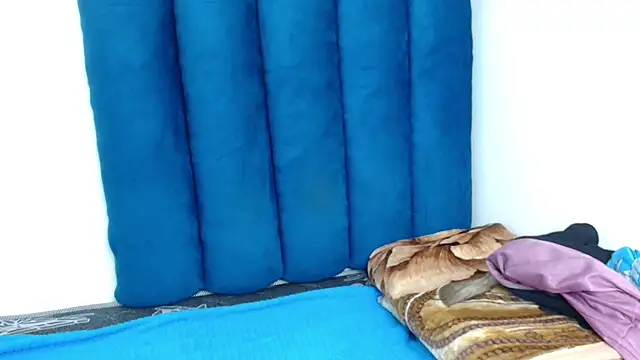 ForeverSexy  online show from March 28, 2026, 1:54 pm