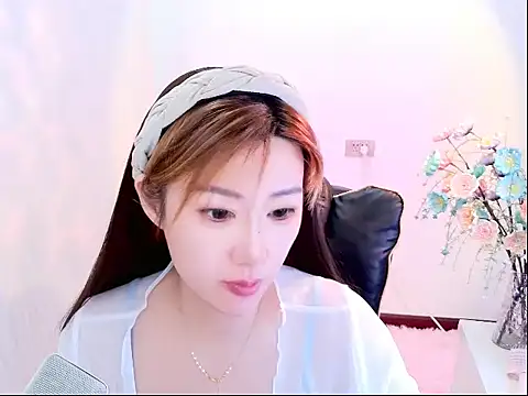 zhuzhu-66 online show from June 2, 2026, 5:42 am