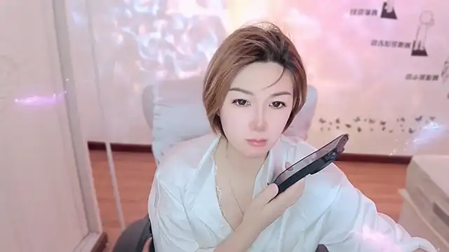 Snapshot of zhuzhu-66 chatting on July 11, 2026, 6:05 am zhuzhu-66 online show from July 11, 2026, 6:05 am