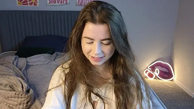 Snapshot of LovingWhisperr chatting on March 2, 2026, 1:30 am LovingWhisperr online show from March 2, 2026, 1:30 am