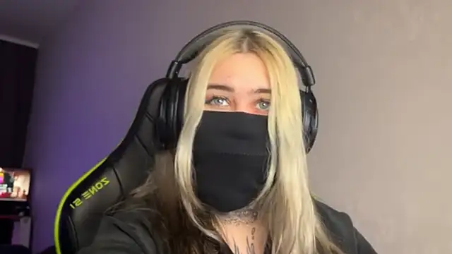 UnaXyling online show from February 6, 2026, 8:18 am