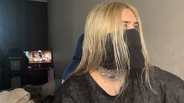 UnaXyling online show from February 10, 2026, 6:28 am