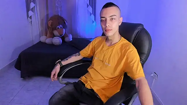 Snapshot of Dereck_Boy_ chatting on February 10, 2026, 2:04 am Dereck Boy online show from February 10, 2026, 2:04 am