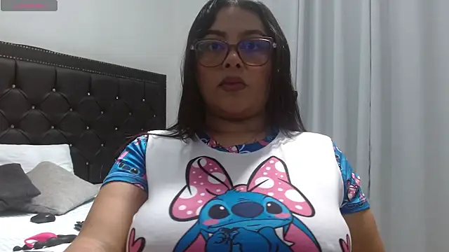 SarahThomsons online show from February 27, 2026, 6:30 pm