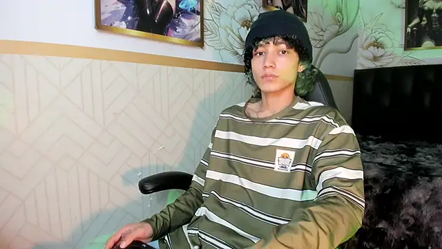 Snapshot of thanier_18 chatting on February 28, 2026, 8:21 pm thanier 18 online show from February 28, 2026, 8:21 pm