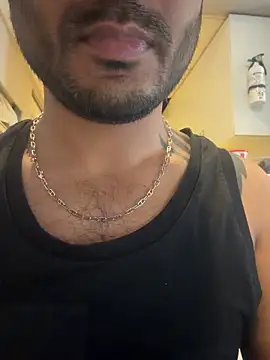 Snapshot of DaggerTie chatting on February 3, 2026, 5:29 pm DaggerTie online show from February 3, 2026, 5:29 pm